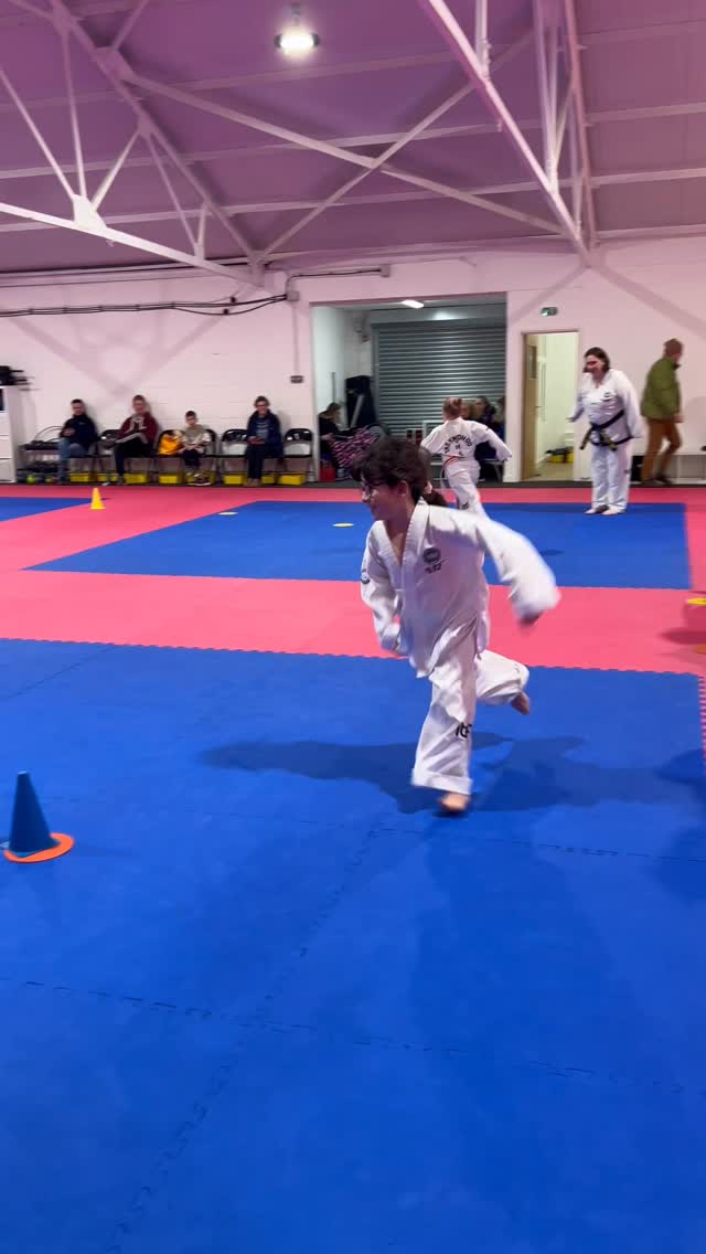 Learning martial arts at this age isn’t about perfection — it’s about awareness.
Our children learn how to:
• Listen and respond
• Be aware of others
• Follow instructions with confidence
• Move with control and purpose
These are skills that support children in school, sport and everyday life.
📅 Tuesdays & Wednesdays
⏰ 5:45–6:30pm
👉 Book a £15 two-week trial:
https://www.worcestershiremartialarts.co.uk/kids-classes
FREE uniform when they join
📍 Unit 3, Checketts Lane Trading Estate, Worcester
#worcestershiremartialarts #kidsmartialarts #worcesterfamilies