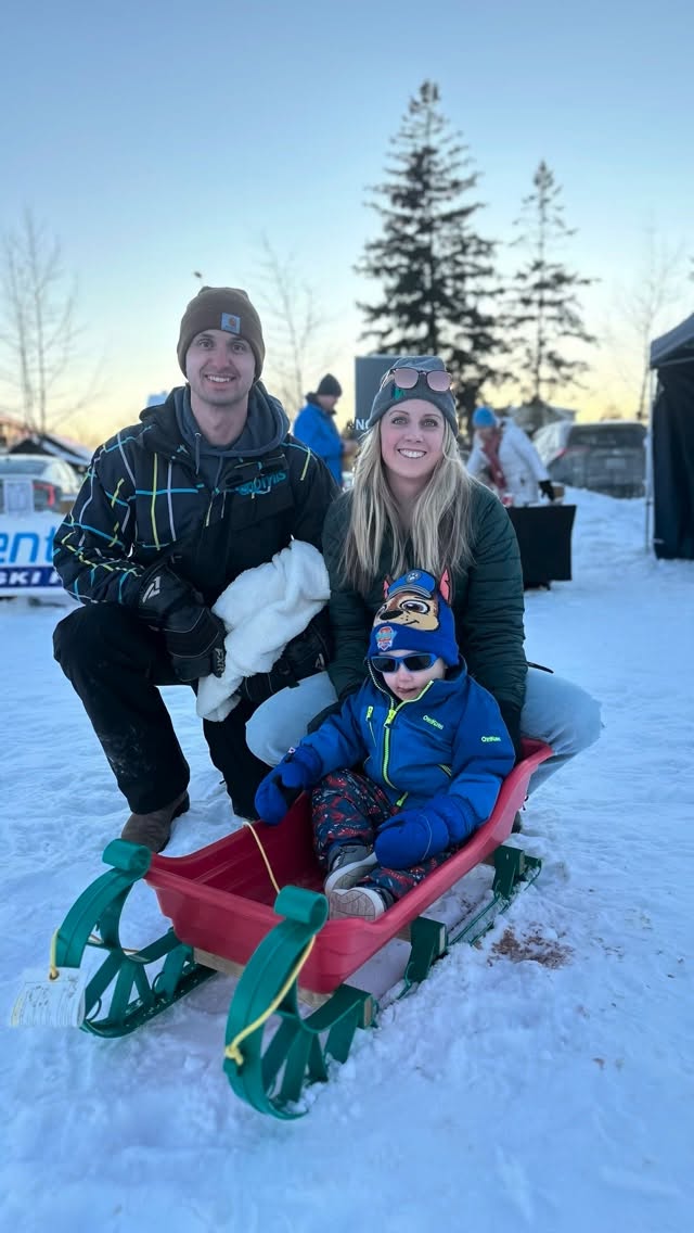 ❄️ North Bay showing up in full winter magic ✨
From fireworks lighting up the sky to special family moments, this year’s Welcome to Winter / Le Carnaval showed what a community that truly knows how to celebrate winter looks like 💙