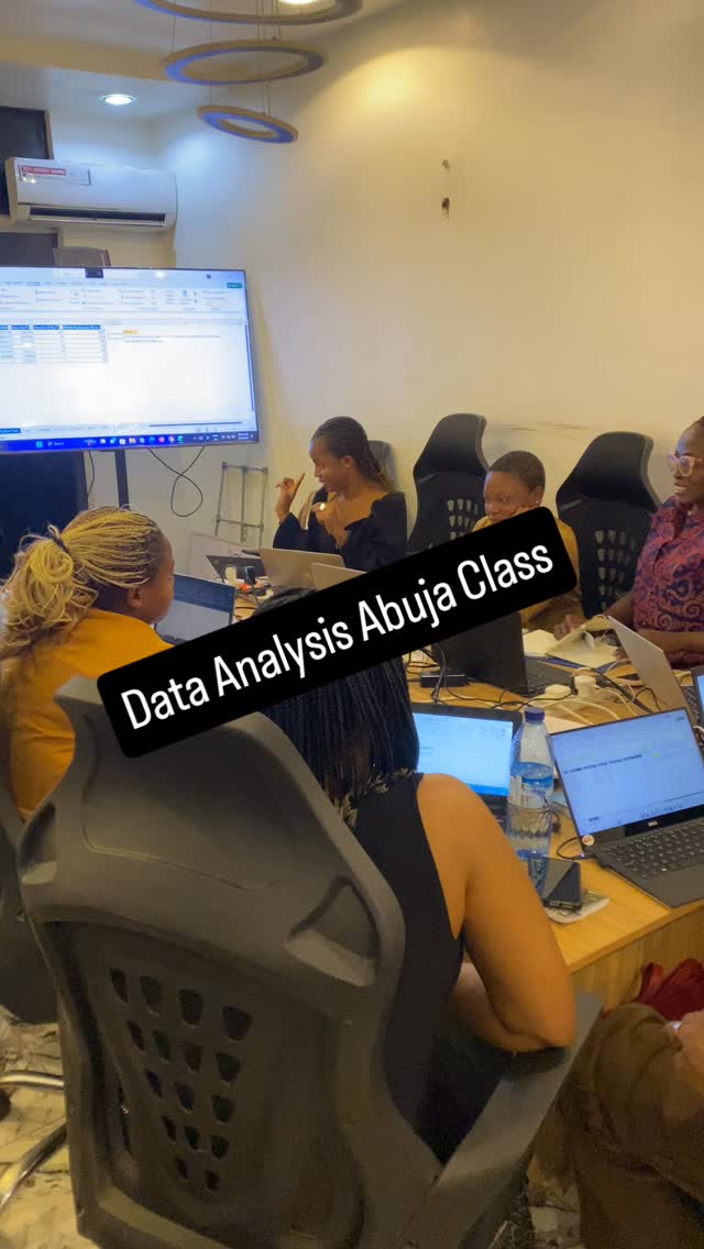 Abuja showed up. Full class. Full dreams. Full determination.
This room is not just filled with laptops and notebooks.
It’s filled with people who are tired of being stuck.
People who refused to let another year pass without growth.
People who said “enough is enough” to low pay, career stagnation, and being overlooked.
Some of them were once:
📌Ignored after job applications
📌Overworked and underpaid
📌Qualified but not promoted
📌Talented but unseen
But today, they made a decision.
📍 They chose growth over excuses
📍 They chose skills over fear
📍 They chose action over waiting
This is what it looks like when professionals in Abuja take control of their future — not tomorrow, not “one day”, but now.
If your career feels stuck…
If your salary no longer matches your effort…
If younger colleagues are overtaking you…
If you keep praying for change but avoiding action…
Let this picture remind you:
👉 People like you are already moving forward.
Your seat could have been here. The next class might be yours.
Growth is intentional. Careers don’t fix themselves.
When you’re ready — we’re here.