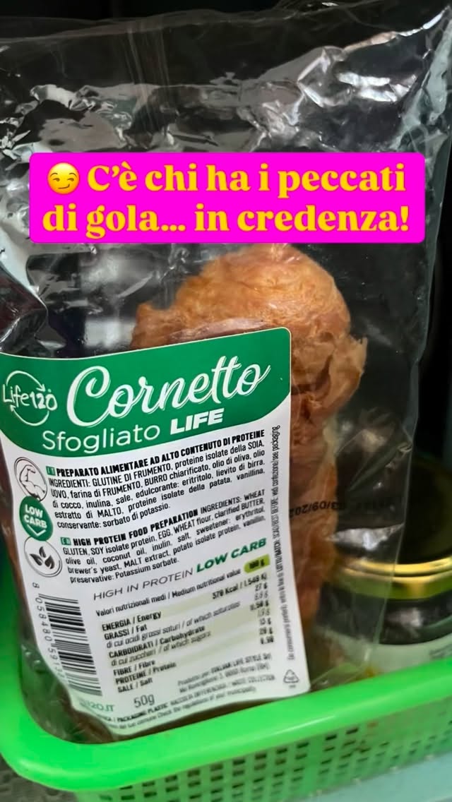 🥐 Colazione fit, ma con gusto 💚
Il mio segreto? Questo cornetto low carb: leggero, fragrante e perfetto per iniziare la giornata con energia ✨
👉 Scopri dove trovarlo e usa il link in bio per avere il tuo sconto 💫
#NaturalVis #CornettoLowCarb #HealthyBreakfast #FitFood #ColazioneSana Benessere LowCarbLife HealthyChoice