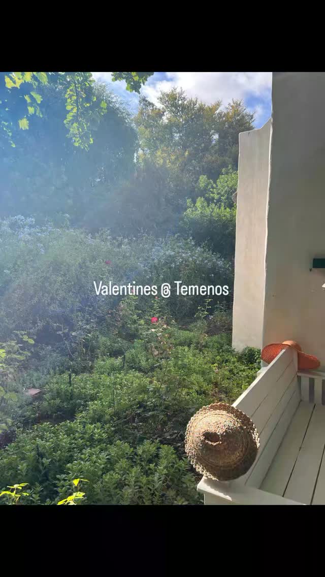 Valentines #romanticgetaway #gardensofinstagram #birdswatching #visitmcgregor