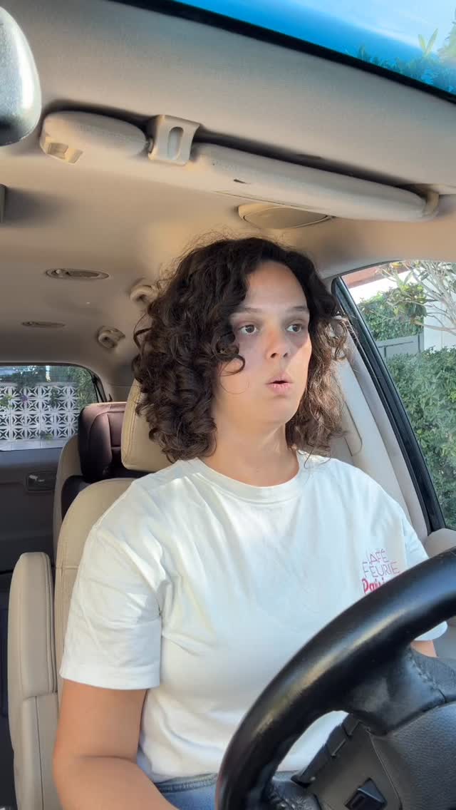 Who else is taking the confidence & energy of a 6 year old into this week? 🙋🏻♀️🤣