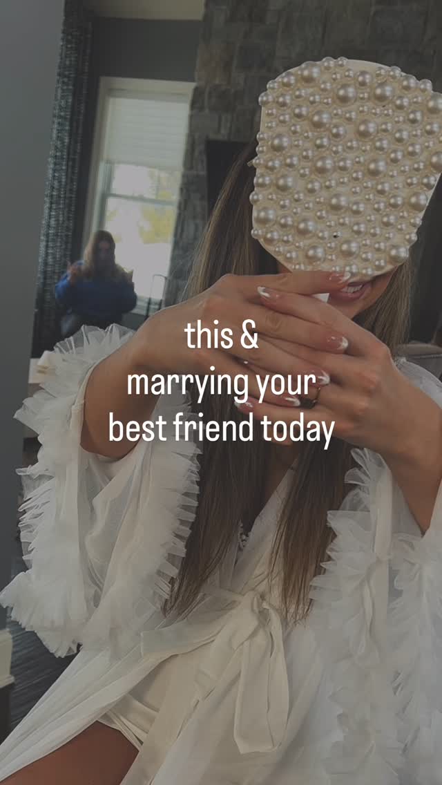 but really, what’s better than spending the morning surrounded by all your favorite people, getting hair and makeup… only to go marry your best friend in a few hours!?!?! 🥹
I love love 🫶
#indybrides #muachelseakay #indianamakeupartist #destinationwedding #professionalmakeupartist #louisvillebride #indianapolismua #travelmua #indianapolismua #bridalmakeup #weddingdaymakeup