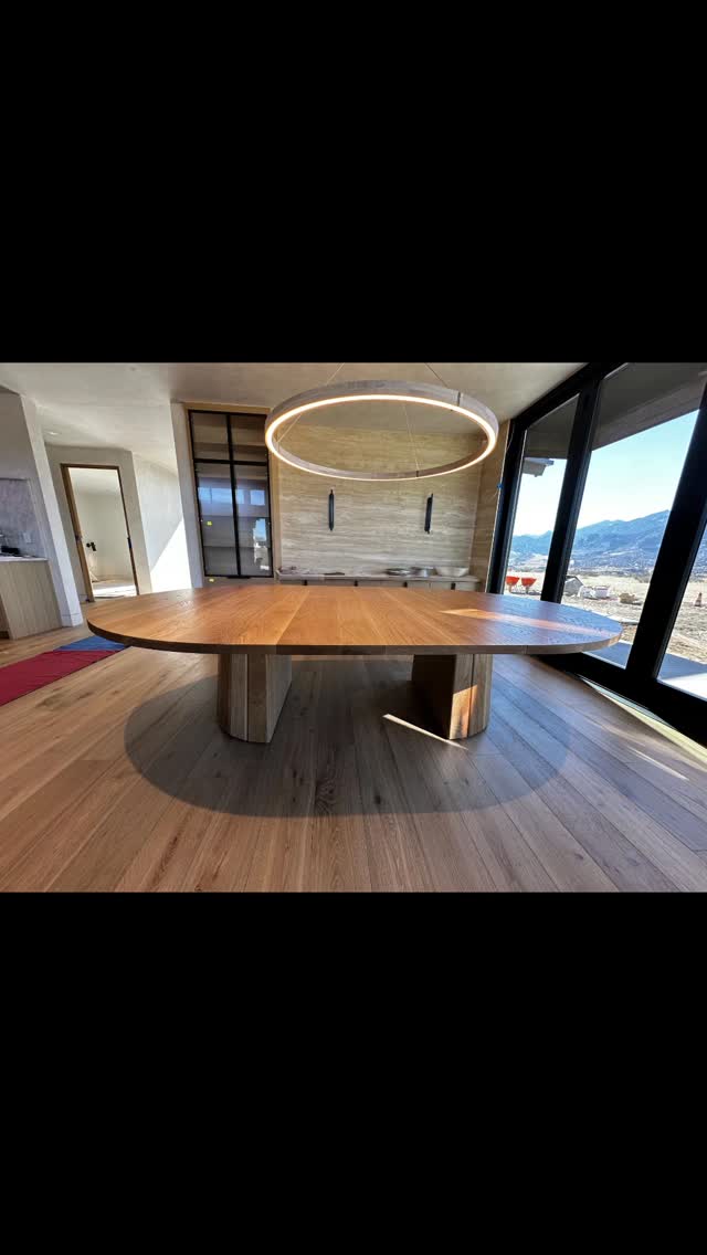 It's been a minute since we've posted...life has a way of filling your time with more meaningful and important things. That said, it's finish strong Friday and here's our latest delivery... LET'S GO!
White Oak extension table with steel substructure.
.
.
.
#finishstrongfriday #diningtable #customdesign #customfurniture #Denver