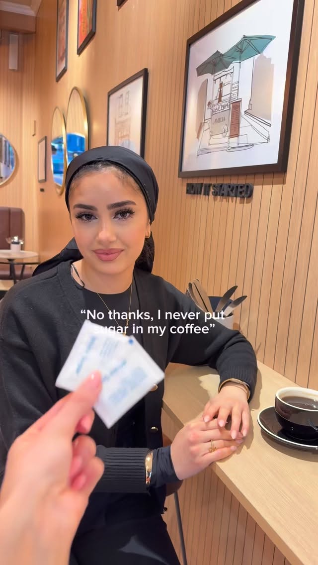 Saving your calories for what really matters 😉🍰
#coventgarden #coffee #london #coffeeshop #funny