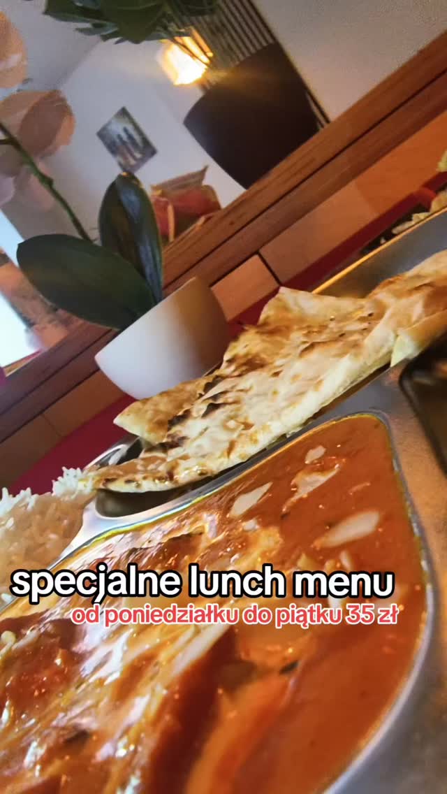 Lubimy smacznie i zdrowo karmić ❤️❤️❤️
Wpadaj na nasze specjalne lunch menu 😍
#restauracjaindyjska #kuchniahinduska #restauracjalodz