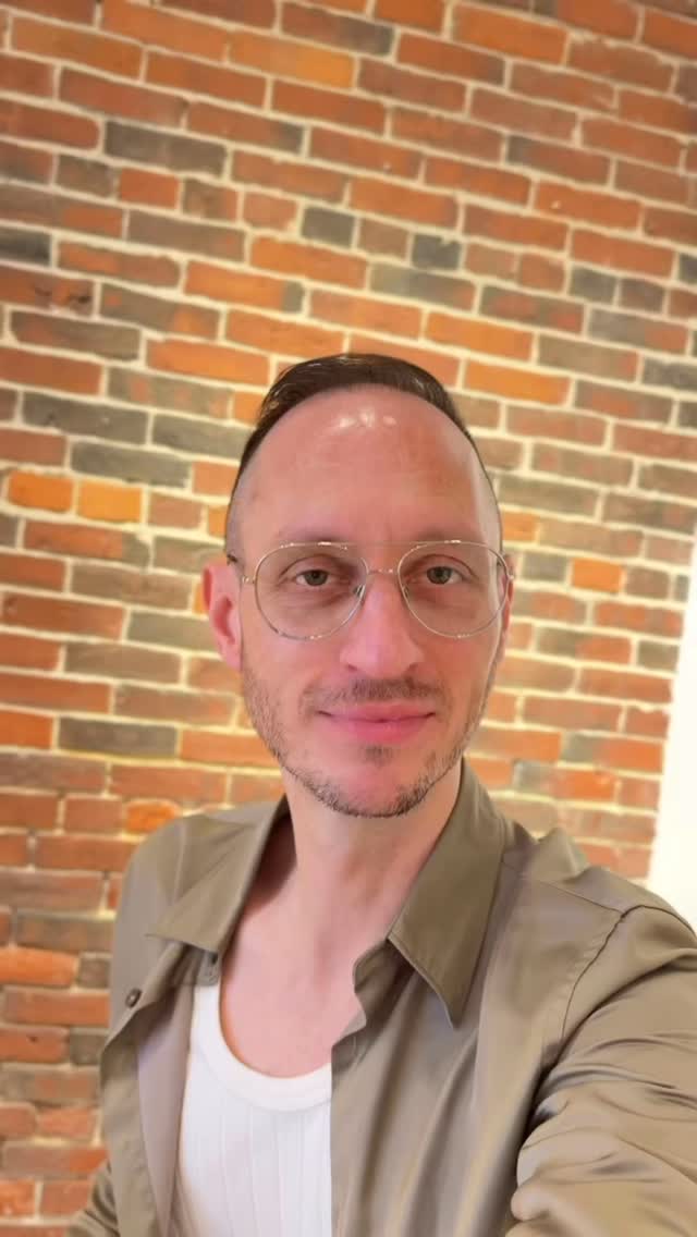 Interior designers! Architects!
Our DESIGN TRADE MEMBERSHIP is the partnership you have been looking for. (Comment TRADE for the link!)
We offer a curated point of view, meaningful storytelling, and reliable access to products that elevate residential, workplace, and hospitality interiors.
Partner with us for expert sourcing for everything from accessories, bedding, ceramics, drapery and artwork by local fine artists.
Join us!
-
#interiordesign #design #sourcing #styling