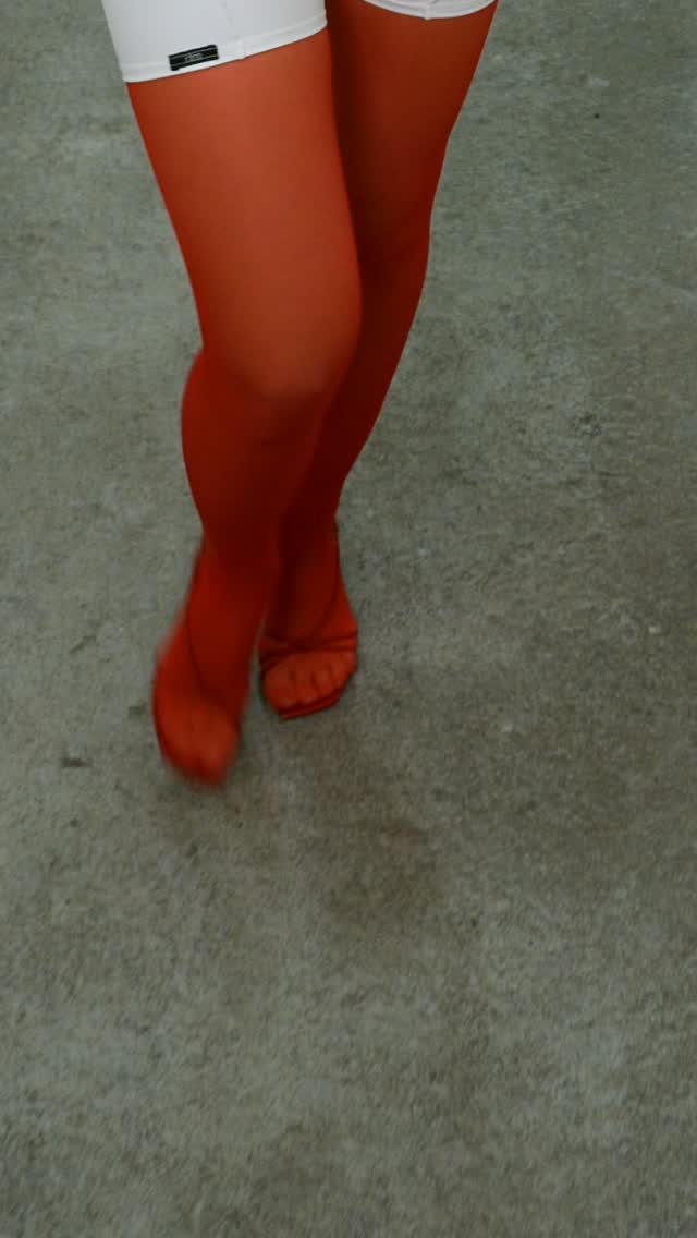 Valentine’s Day is coming.
Don’t be the one left behind.
If it matters to you — act.
If she matters — show it.
Simple.😈