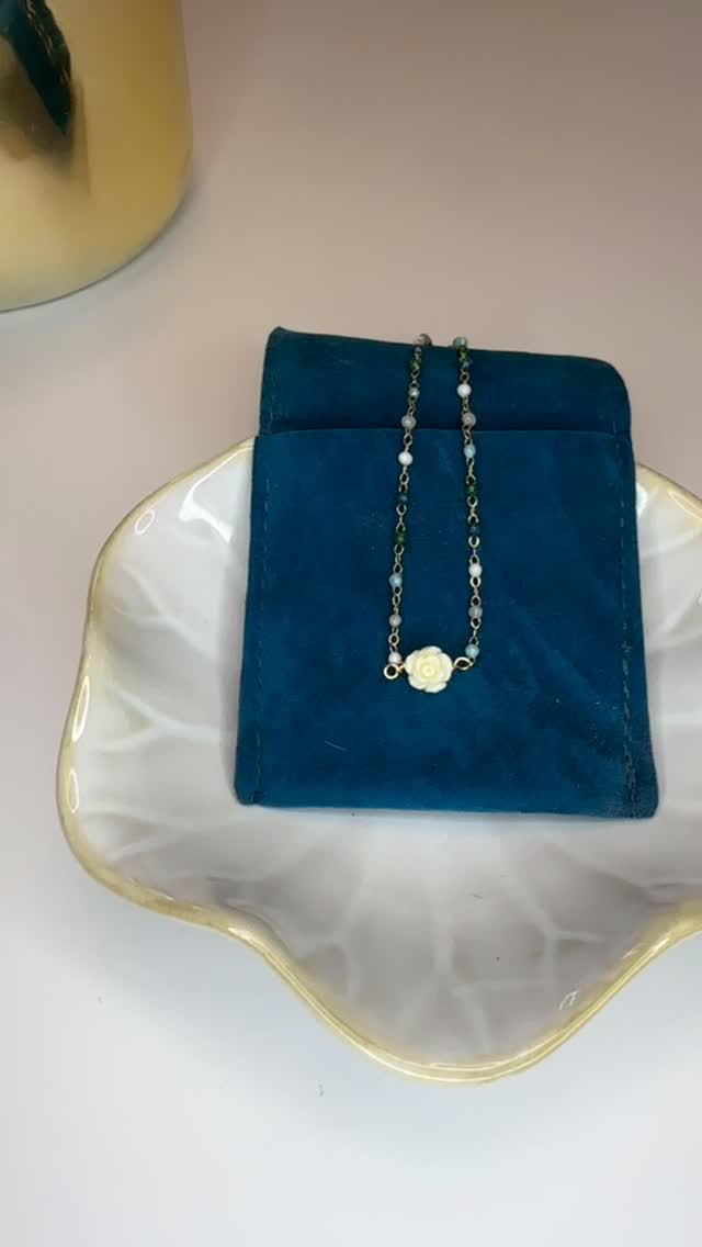 ✨ Je serai à Baie-Saint-Paul bientôt !
Venez créer vos bijoux permanents (sans fermoir), ajustés et soudés directement sur vous ✨
📍 Carrefour culturel Paul-Médéric
🗓️ Dimanche 8 février
🕙 10 h à 14 h
👉 Sans réservation
Un beau moment local entre gens de Charlevoix 💛
#AprilyaBijoux #BijouxPermanents #Charlevoix #bijoux