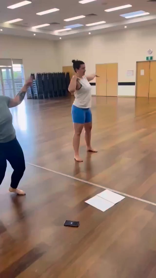 PHYSIE ISN’T ABOUT BEING PERFECT!! 😱 Even for your teachers, learning the syllabus is full of silly faces and making mistakes! 🩵
What’s important is working together and encouraging our friends 💪 We are super duper ready to go back to classes next week, get our bodies moving and throw ourselves into Physie 🕺
Come learn dance in a low pressure, community run and supportive environment.
#manningham #templestowe #doncaster #dancesport #physie