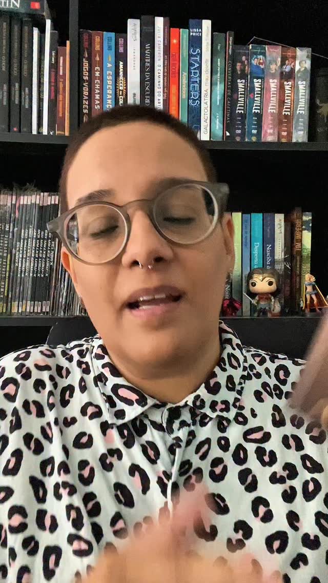 Motivos para não ler A Ascensão 🤷🏽♀️
#fantasianacional #crônicasdekeierth #literaturafantastica #ingridgomm #literaturasafica