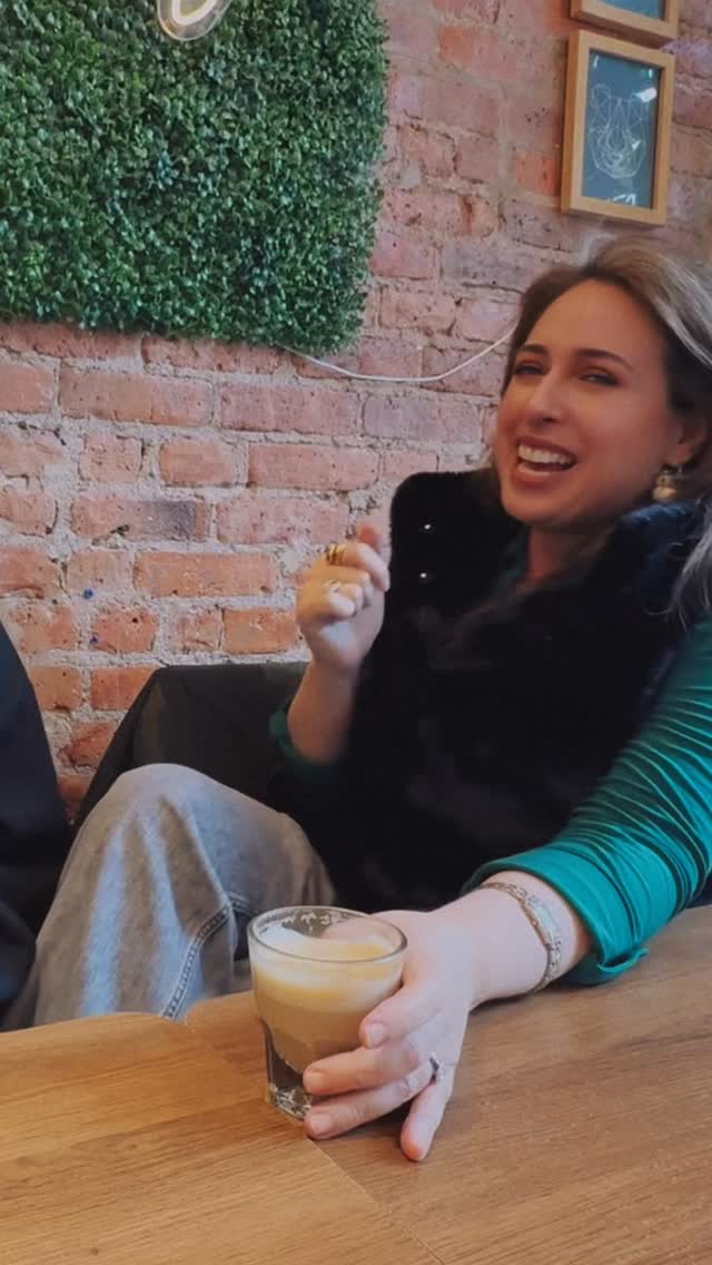 This project is about heritage, friendship, and the music we love shared slowly, honestly, a fuego lento.
🎹 A Fuego Lento
🇺🇸 U.S. Premiere
📍 Pinecrest Gardens, Miami
🗓 March 1st · 4pm
Thank you @pabadebakery for the amazing guava Croissant and coffee 🫶
#piano #music #latinamerica #USPremiere #twopianos