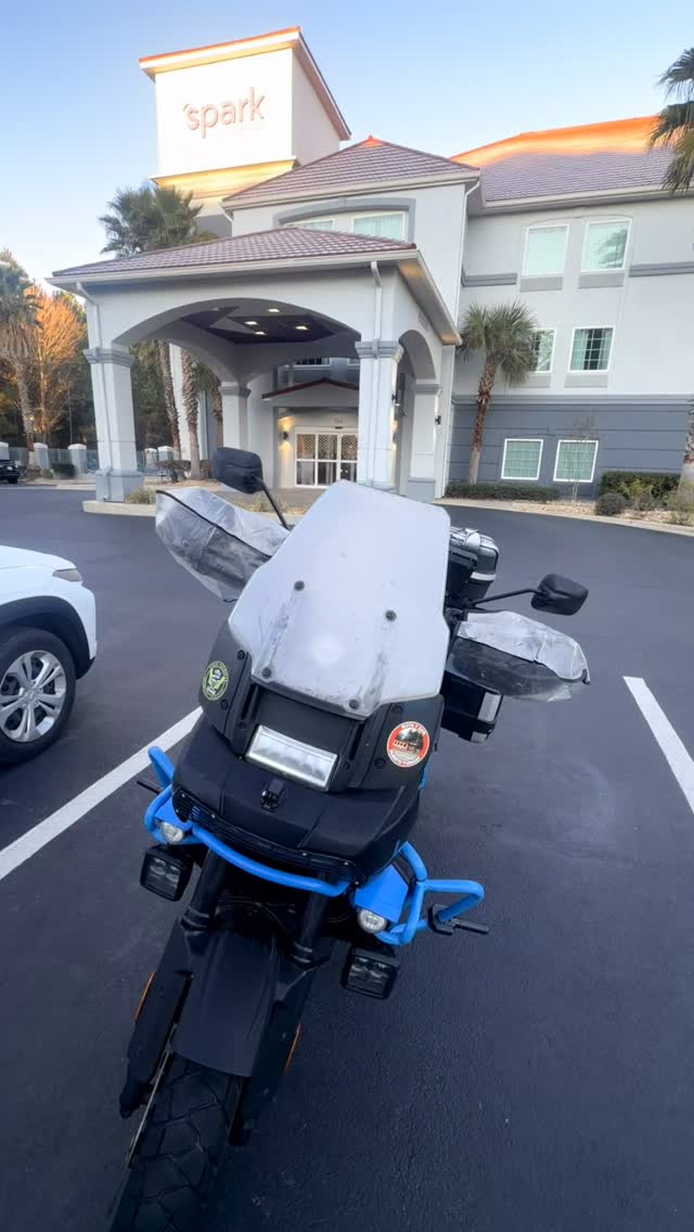 I Rode to Jacksonville in freezing cold and rain to see my biker sister @ridewith_snacks and my marine brother @kkincheon at their annual iron elite titan awards! Good times with great people! And a nice ride south to “warmer” weather, if you consider the high 50s and low 60s warm in February. North Florida might as well be Northern VA right now!