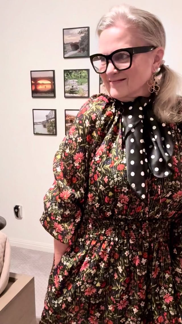 I shopped my closet and found this dress 👗 that I’m trying to decide whether to keep or give away… I tried styling it four ways. First off, a polkadot scarf 🧣 with floral, second choice is bold jewelry, and bringing a belt up underneath my chest, or what about mixing all the textures of the different seasons, including a straw bag? Or I could add a black jacket and a brooch. 🤗. What do you think? Should I keep the dress or give it away? #thymemag #dressed #styleover60