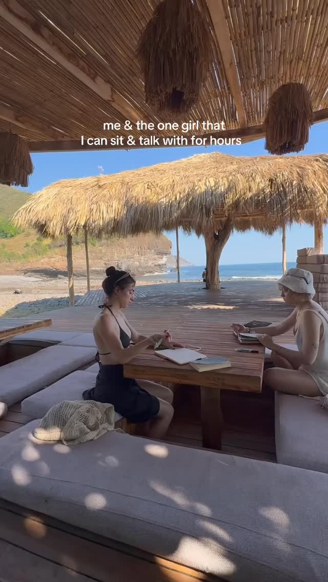 It’s literally just a girly thing ✨ #literallyjustgirls #wellnessgirls #pilatesretreats #europeretreats #wellness