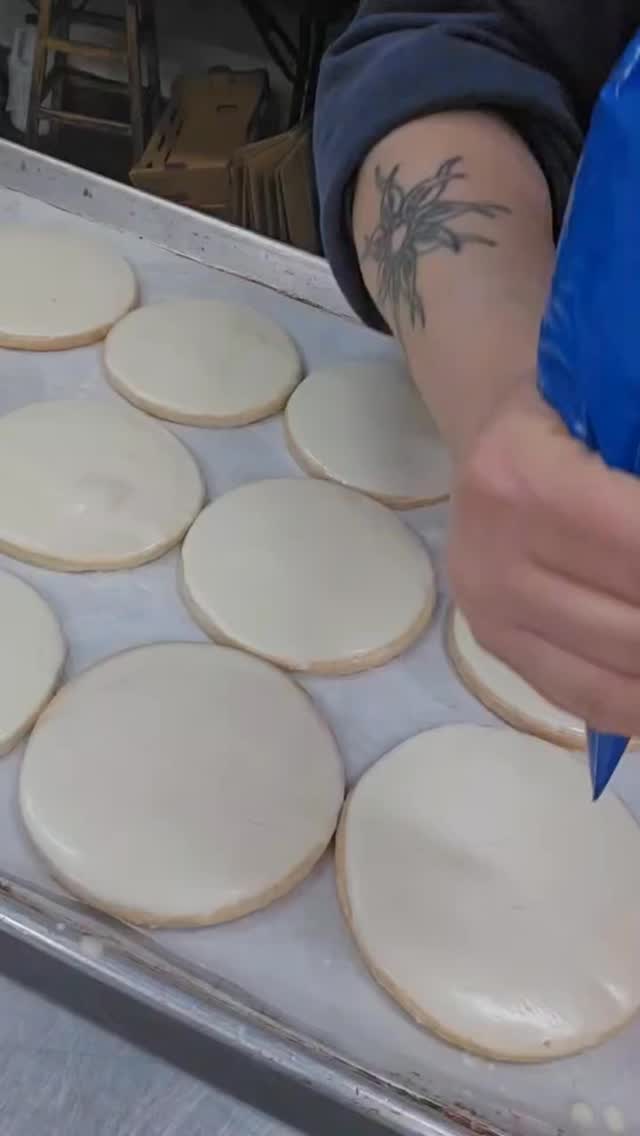 Watching the Winter Games? We’ve got the cookies ❄️🏅
Olympic Winter Games cookies now available in all stores!
Glencoe, Evanston, Glenview, Lake Forest