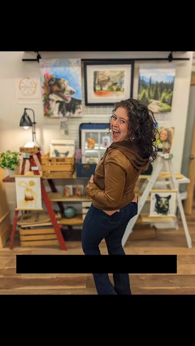 ❤️ Like this post to enter the new giveaway! This month, it’s a Giclée Print of my Pine Tea Tree painting. And big shoutout and congrats to @stephcramkiernan for winning Mountain Bliss giveaway from last month.
#artgiveaway #adventurineartstudio #artist #cozyvíbes #art