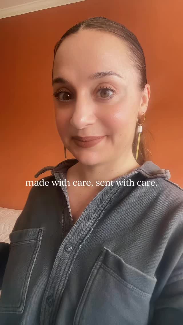 Shipping out some ANANKE goodies today, and I still get just as giddy packing each order as I did with the very first one! There’s something really special knowing my graphic novel is about to land in someone’s hands and become part of their world!
Whether it’s my first package or my hundredth, every one feels personal. Thank you for being part of my indie author journey and for letting this scifi story travel a little farther each day. 💛
#fyp #comic #ananke #ship #indie