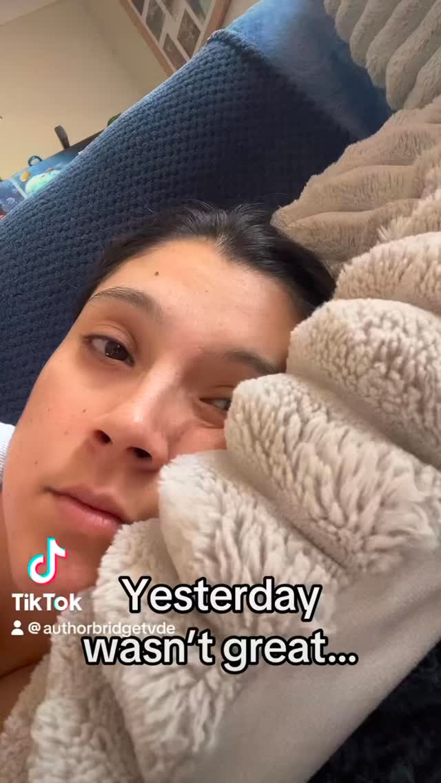 Think I can turn this into a romcom book somehow, and then we can all just laugh about it? 😂👌🏼❤️ #badday #authorsoftiktok #alvinandthechipmunks #tiktoktrend #BookTok