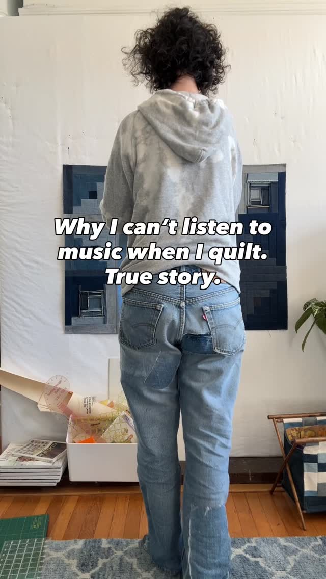 Yeah, I swore I would never dance in an IG reel but it’s the Benito Bowl today and this is honestly me whenever I try to listen to music and get anything done. 🤷🏻♀️
Working on adding a bit to this upcycled denim log cabin quilt, we will see where it goes…
Mini PSA: if you want to learn Latin dance (or any dance rooted in another culture), seek out classes taught by people from that place. It matters. If you’re in the Bay Area, check out Dance Mission @dancemissiontheater, they center women artists and artists of color. Support culture by learning from the source.
And yes, NUEVAYoL isn’t pure salsa (not that I’m doing pure salsa), it’s fused with reaggaton and dembow which is why it’s so awesome.
#denimart #upcycledjeans #benitobowl