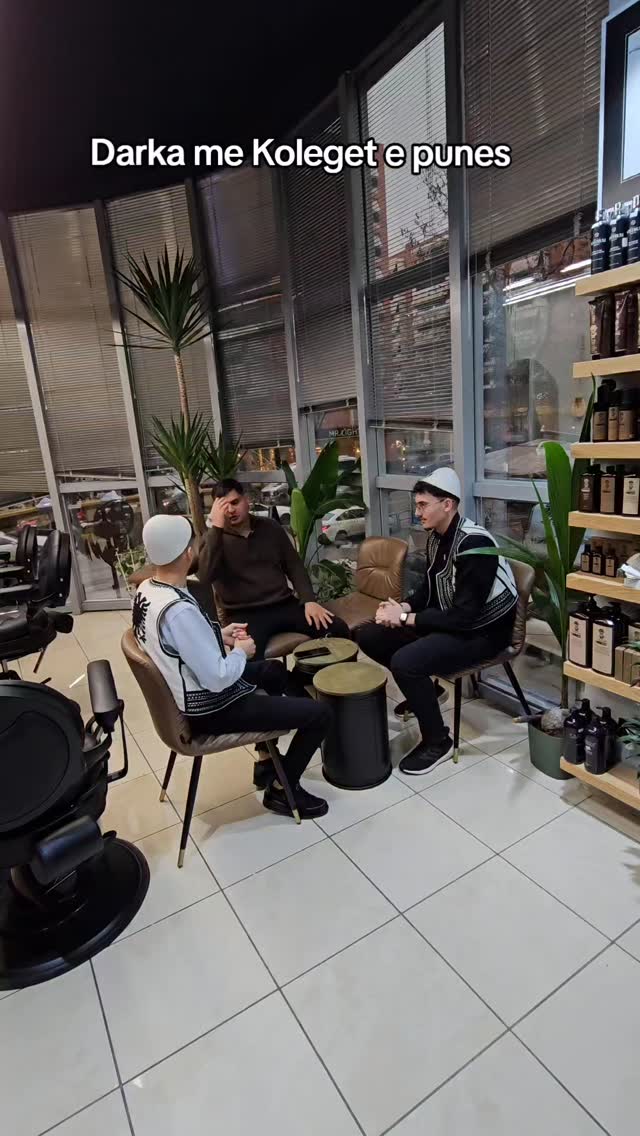 Darka me koleget
#berber #barberproducts #berberalb