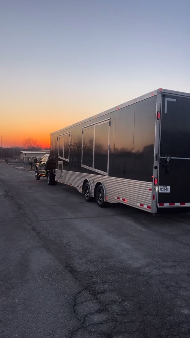 Sunrise delivery and available now ☀️🏎️
2006 FORD GT in Mark II Black only 1500 miles. Optioned with Forged BBS Wheels, McIntosh Stereo, Stripes & Red Calipers.
Reach out for more details 📲
.
Huge thank you to @mcmtransportsolutions for a fast and easy delivery and always great service!
.
.
.
#FordGT #Gt40 #supercarlovers #timelesscars #supercarlifestyle