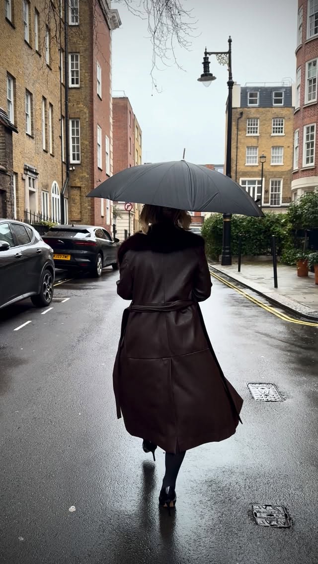 Move with intention.
Let the results speak.
10 options shown today.
Strategy day tomorrow.
Another search lined up Friday.
Looking to rent, buy or invest in London? Book a consultation today!
#ahandwithproperty #propertyfinder #propertysourcing #londonproperty #propertyinvestmentlondon