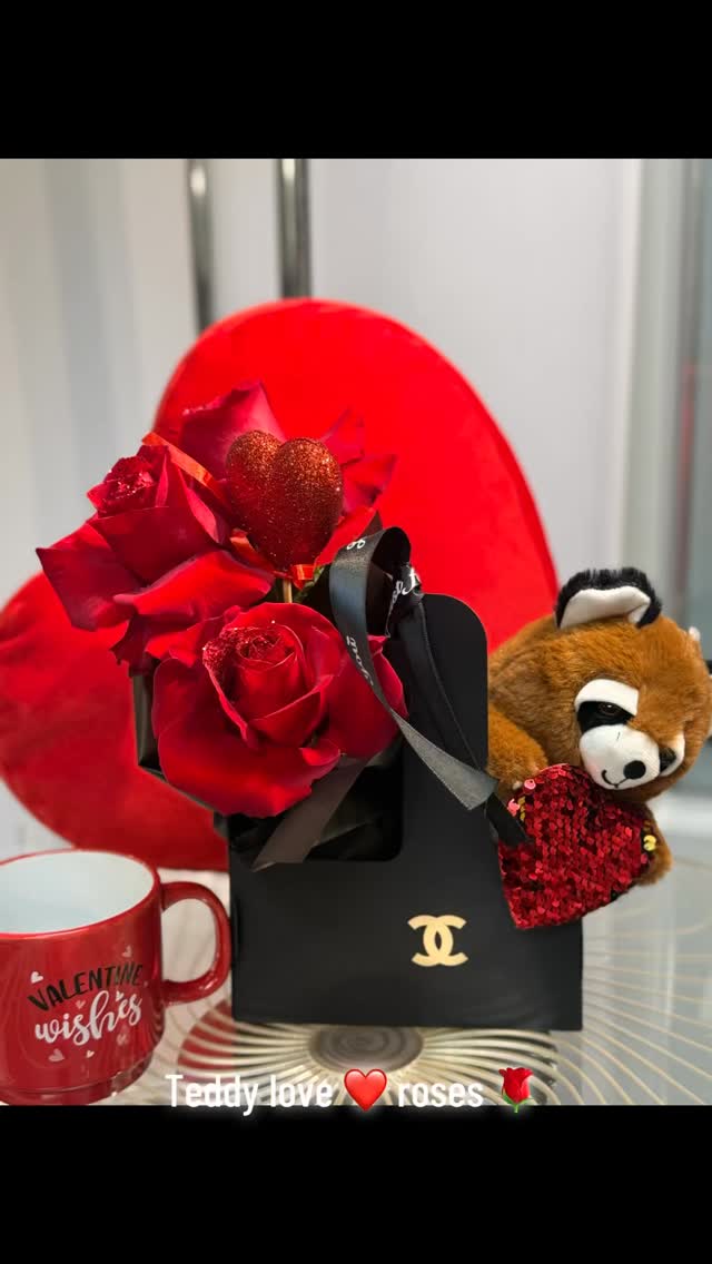 When flowers weren’t enough… we added a teddy 🧸🌹
Because Valentine’s Day deserves extra cute ❤️
#ValentinesGift #ValentinesDay #RosesAndTeddy #LoveInACup #CuteGiftIdeas GiftGoals ValentineVibes FlowerTok TikTokMadeMeBuyIt LaPegasFlowerBoutique call to order yours 905 606-2111