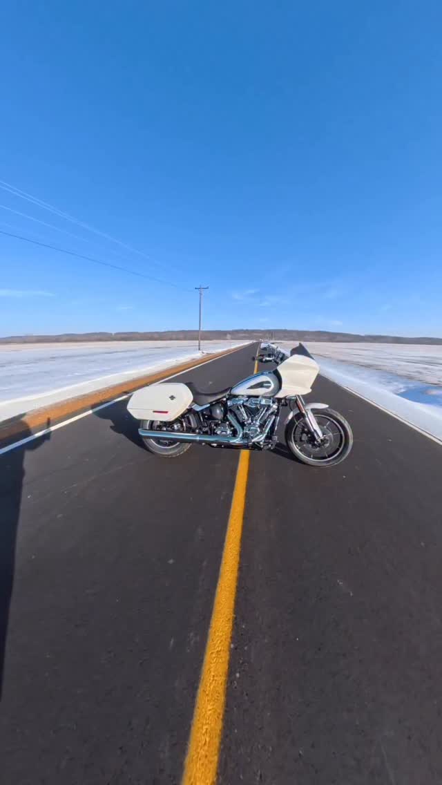 Better late that never! After a huge ice and snow storm we were able to pick up our new 2026 Harley Davidson Lowrider ST. I want to start off by saying a huge thank you to @harleydavidson and @bornfreeshow for this opportunity! This thing rides, handles, and runs like a dream. It’s almost a shame to tear it all apart. However, we’re looking forward to making it even better! Thank you to Trent and his crew at @fourrivershd helping get the bike to us asap! Also want to say thank you to all the companies that have jumped on board to help us take it to the next level! Follow along for updates!!
#harleydavidson
#bornfree17
#harleypartner
@traskperformance
@lyndallbrakes
@evolution_industries
@feulingparts
@ridedunlop #ridedunlop
@arlennessmotorcycles
@customcycleengineering
@whovillespeedandcustom
@codychildress
@painthuffermetalflake
@fourrivershd