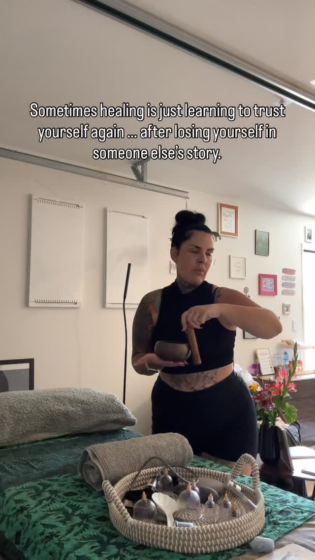 I’m learning to trust myself again after putting it in the wrong hands ….. and it’s uncomfortable I never realised I had forgotten what my own voice sounded like.
#healing #patterns #selfawareness #habits #therapy