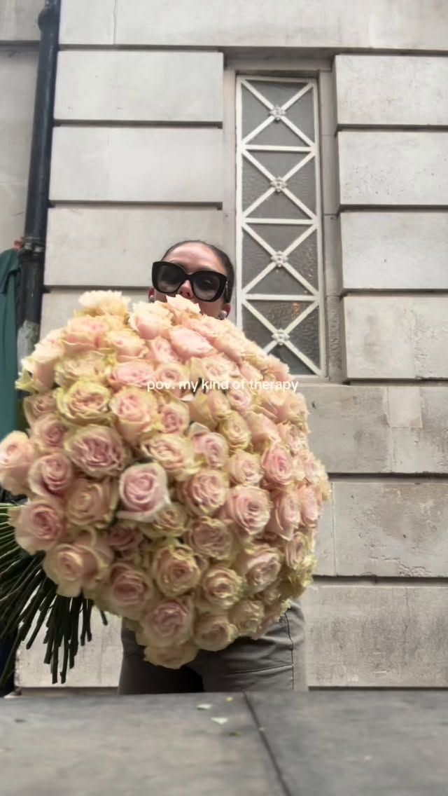 POV : THERAPY 💗
#LONDON #FLOWERS #FLORIST #PINK #VALENTINES