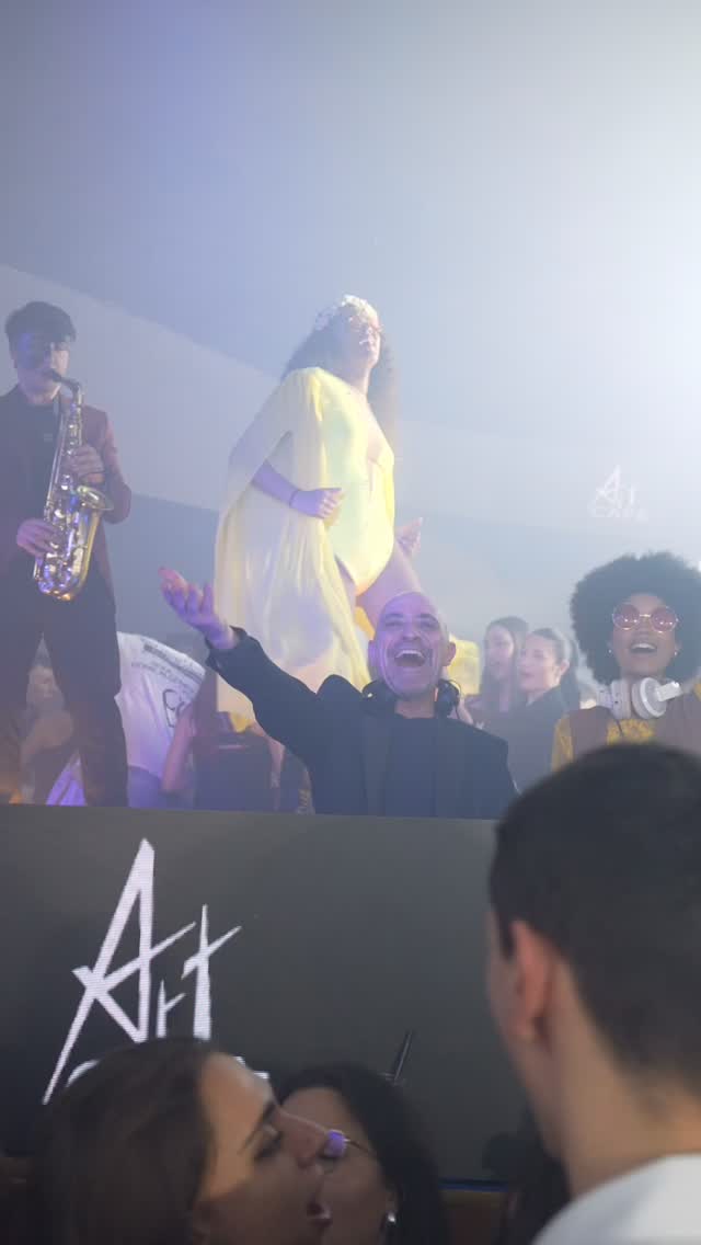 Per la musica del tuo evento, fidati di chi, questo lavoro, lo fa da sempre. ✨🔥
.
.
.
#musicplannerbystefanocapasso #djlife #weddinginitaly #weddinginrome #event