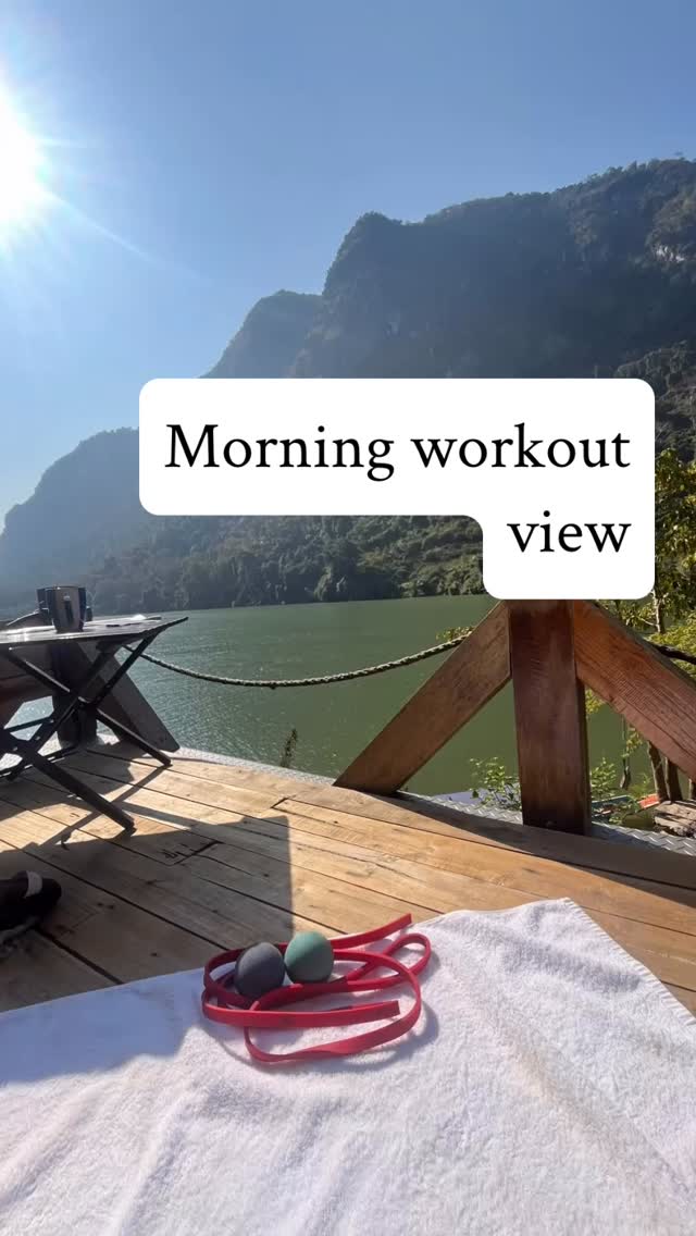 Out of bed to the deck….cant be bad #papaya resort#dong khiaw#laos