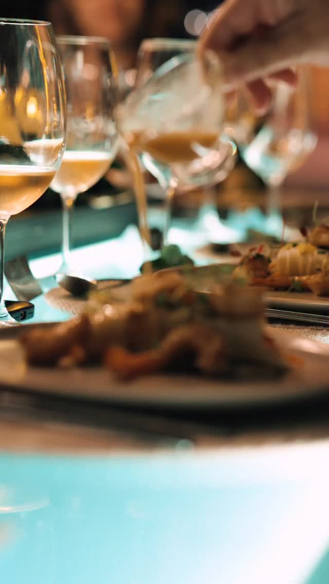 Um jantar especial para celebrar conexões e viver o design.
O CasaHall Get Together, em parceria com a Organne, trouxe o tema Saigon encontra Paris para uma experiência gastronômica em quatro tempos.
#DesignClub #CasaHall #Organne