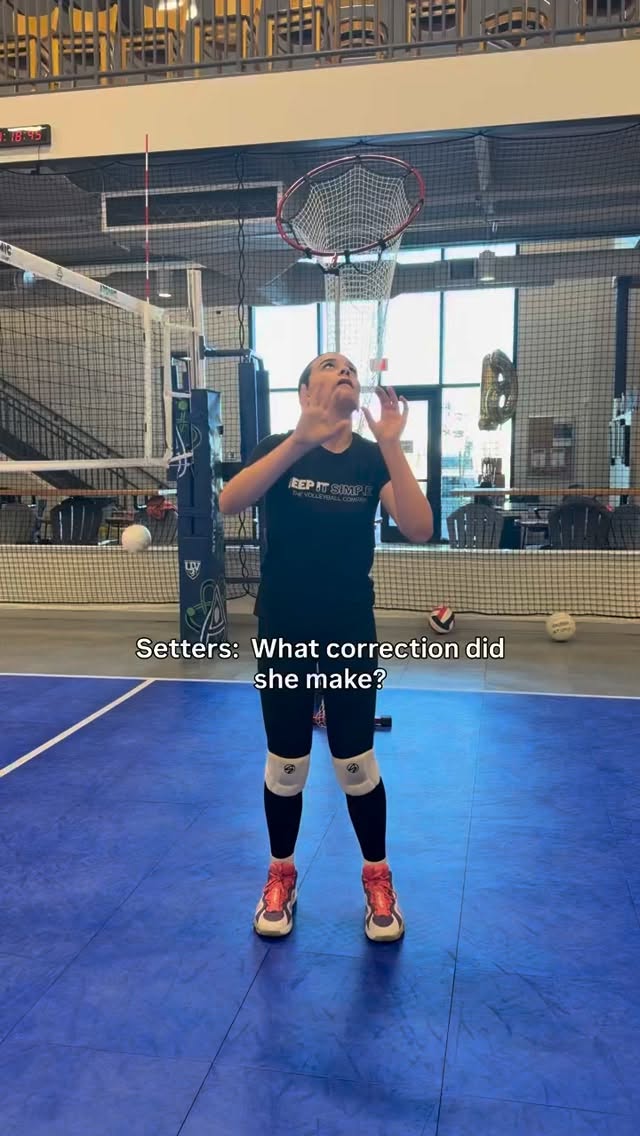 Setters, what did she fix? 🙌🏻
#volleyball #volleyballplayer #volleyballworld #girlssports #volleyballcoach #volleyballseason #volleyballserve #volleyballcamp #volleyballcanada #setterlove #volleyballskills #volleyballproblems #volleyballtime #womenssports #athletetraining #volleyballthailand #volleyballlife #volleyballlove #volleyballgirls #az #setter