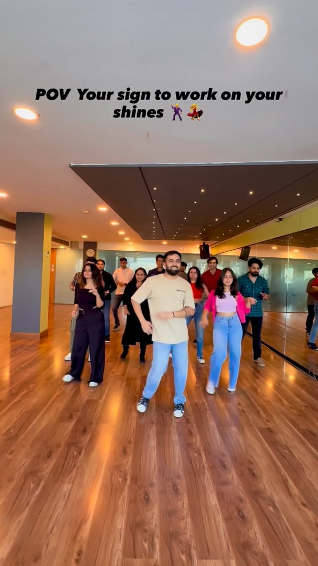 Here’s your sign to work on your shines 🕺💃
Strong partnerwork starts with strong individual movement. Always.!
Throwback to when we were all shining ✨