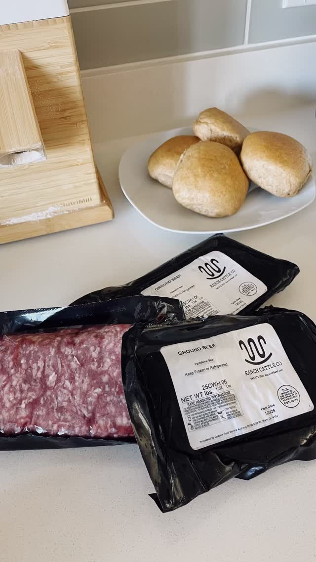 Make it easy on yourself this weekend! Stop by @thebeefstoreada and grab a loaf of bread, frozen dinner rolls and some beef!
#freshmilled #nutrientdense #breadishealthfood #thefarmersharvest