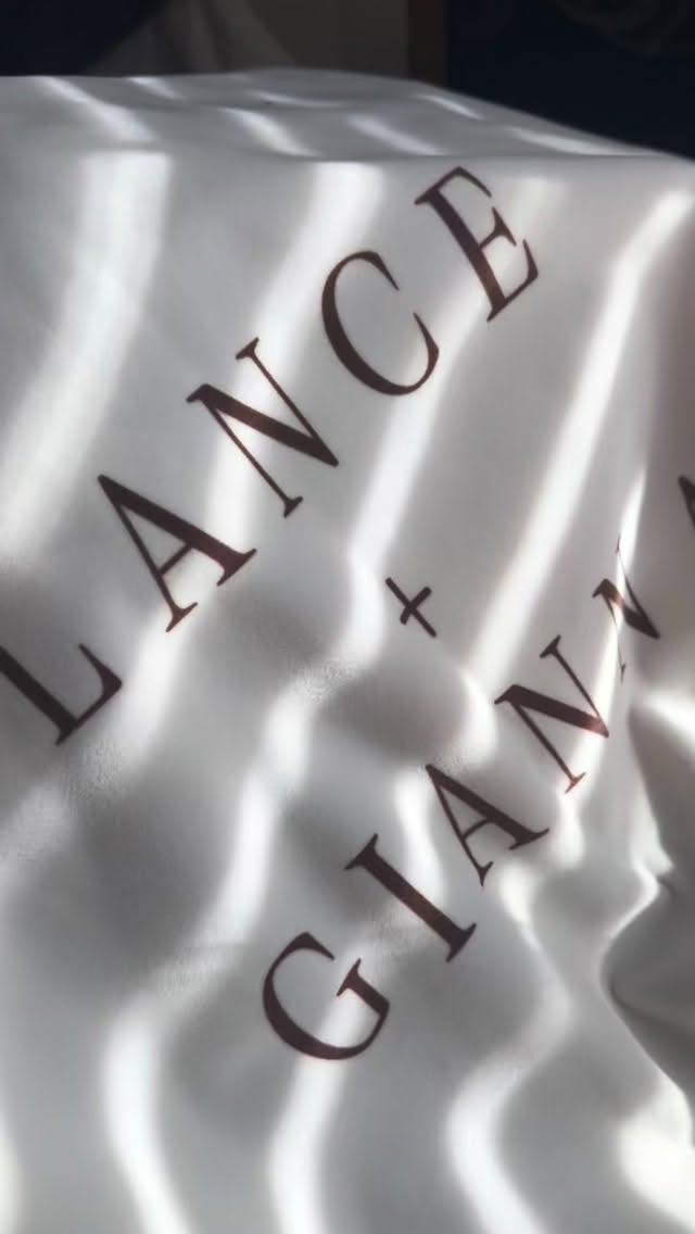 Soft texture and bold presence.
>> Bespoke event signage: velvet, redefined
#annapoliswedding #bespokewedding #luxuryweddingdetails #marylandwedding