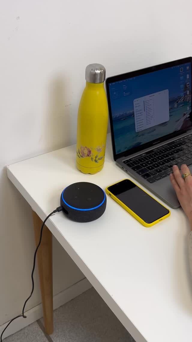 A volte basta un piccolo accessorio per cambiare tutto.
Il nostro supporto per Echo Dot permette di eliminare il disordine, liberare spazio e dare un aspetto più pulito all’ambiente.
Stabile, pratico e progettato per valorizzare il design senza compromettere la qualità del suono.
Un dettaglio semplice, capace di fare davvero la differenza.
Link in bio.