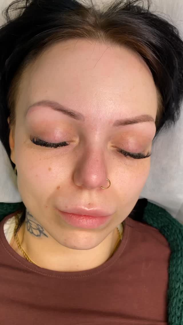 💥Tampa, you asked and I listened.
After countless DMs and requests, Power Brows is finally coming your way. Wake up every day with flawless, defined, and symmetrical brows - zero effort, full confidence.
✨ No pencil. No hassle. Just brows that wow.
💎 Experience the artistry of an award‑winning permanent makeup specialist - usually based in Cardiff (UK), but flying in exclusively for Tampa’s most in‑demand beauty dates.
📍 Tampa, Florida
📅 April 2-6
⚡ Spots are almost gone - a few appointments left!
💌 Slide into my DMs or email info@belenspmustudio.com now to claim your Powder Brows session before the schedule closes.
#tampa #pmutampa #permanentmakeuptampa #tampabrows #powderbrowstampa