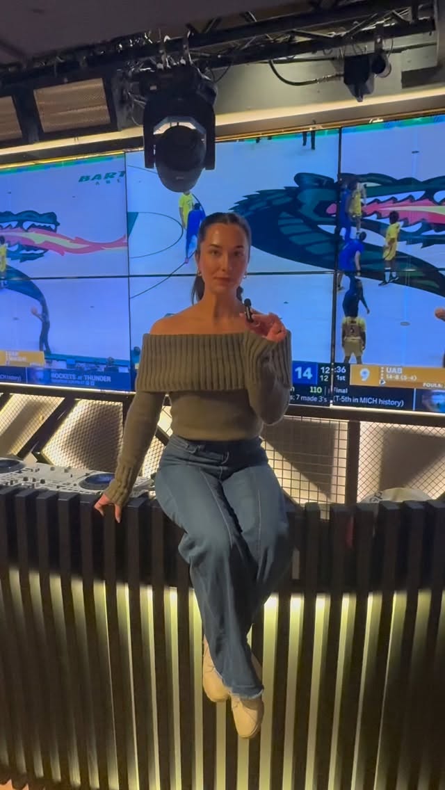 WIN $1000 on Super Bowl Sunday at Barley House!
Watch the big game on big screens, with wing-eating & beer-pong contests for a $1K prize!
FOOD SPECIALS:
$50 for 2 pizzas, 25 wings, and 1 large salad!
SIGN UPS AND MORE DETAILS IN BIO.
#barleyhousecle #clevelandohio #superbowl