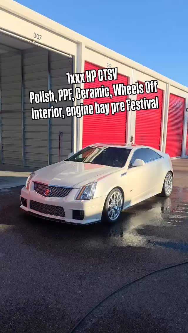 She likes to party… 🏎️💨💨
Full Exterior PPF & Ceramic with wheels off service and other miscellaneous things to prepare for Festival of Speed!
•
•
•
•
#Detailing #Ceramic #ViperDetailing #Clean #ctsvracing