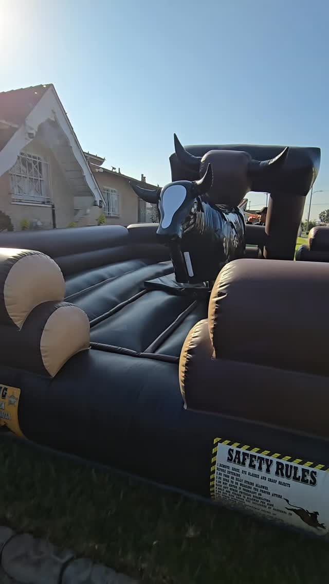 Book now
DM for routes
#party #fun #losangeles #mechanicalbull #mechanicalbull