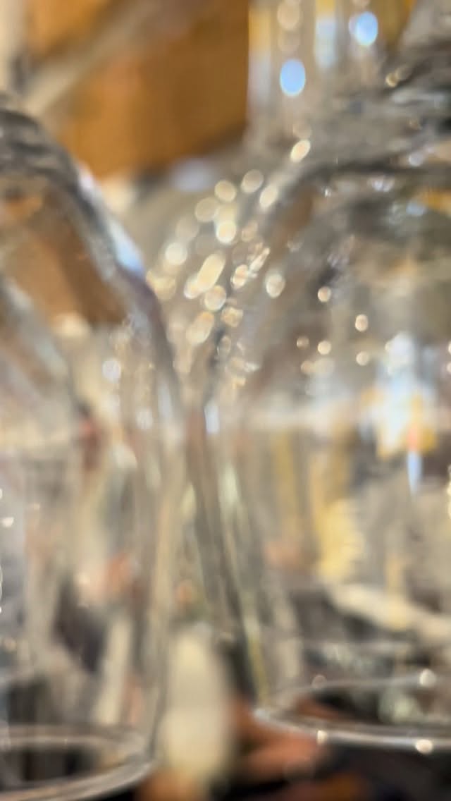 Whether you’re celebrating Valentine’s with your loved one, Galentine’s with the girls, out with the boys, or just planning a fun weekend…
An Italian dinner is always a good idea 🤍🍝🍷
Book your table, 020 35650151 -give us a call or pop in to make a reservation.
#ValentinesInLondon
#ItalianDinner
#KensalRiseEats