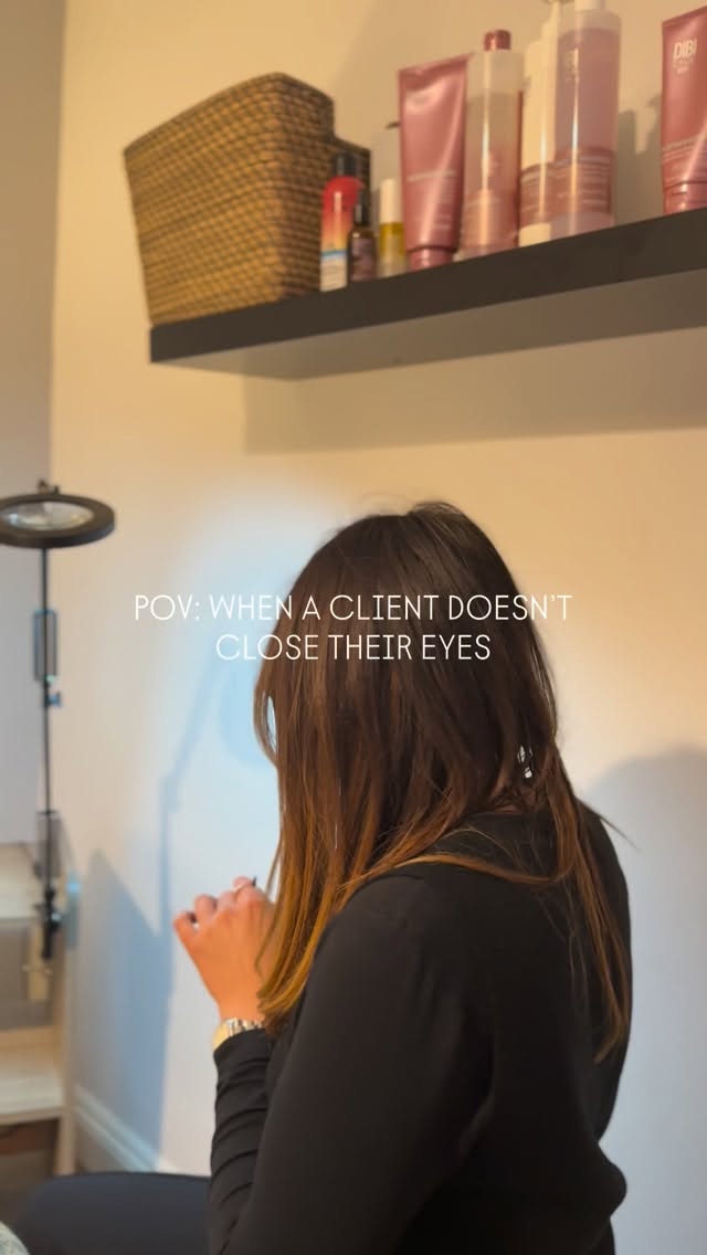 Please kindly close your eyes … you’re creeping us out xox
#cheltenham #gloucestershire #beautysalon #funny #skincare