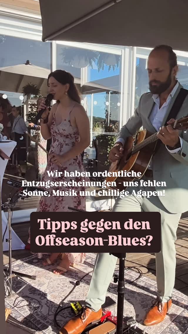 Bei der grau-in-grau-Stimmung draußen schauen wir uns umso lieber die Videos der letzten Saison an und träumen schon von den kommenden Hochzeiten. Was sind eure Tipps gegen den Winterblues bzw. Offseason-Blues?
#offseason #winterblues #vermissung #akustikduo