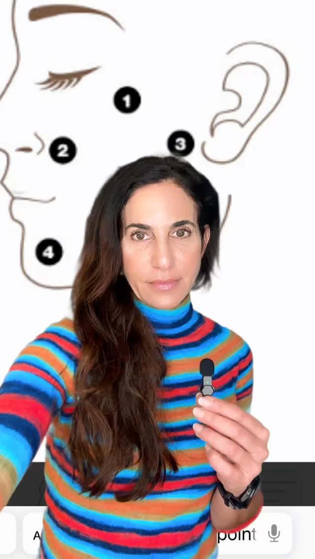 Profhilo ist kein klassischer Filler – es geht nicht um Volumen, sondern um Skin Remodelling und Hautqualität.
Durch die spezielle Zusammensetzung aus unvernetzter Hyaluronsäure kann die Haut intensiv hydratisiert werden – viele bemerken danach mehr Glow, ein glatteres Hautgefühl und eine „frischere“ Gesamtwirkung.
✨ Besonders spannend, wenn du dir wünschst:
• Frische ohne „gemacht“-Look
• weniger Knitterfältchen/Crepiness
• Unterstützung bei nachlassender Elastizität
Typische Areale: Gesicht, Hals, Dekolleté (je nach Ausgangslage auch andere Zonen).
Klassisch planen wir 3 Sitzungen im Abstand von etwa 4 Wochen – individuell angepasst.
Neugierig?
#profihlo #skinquality #hyaluronsaeure #aesthetischemedizin #profhilo