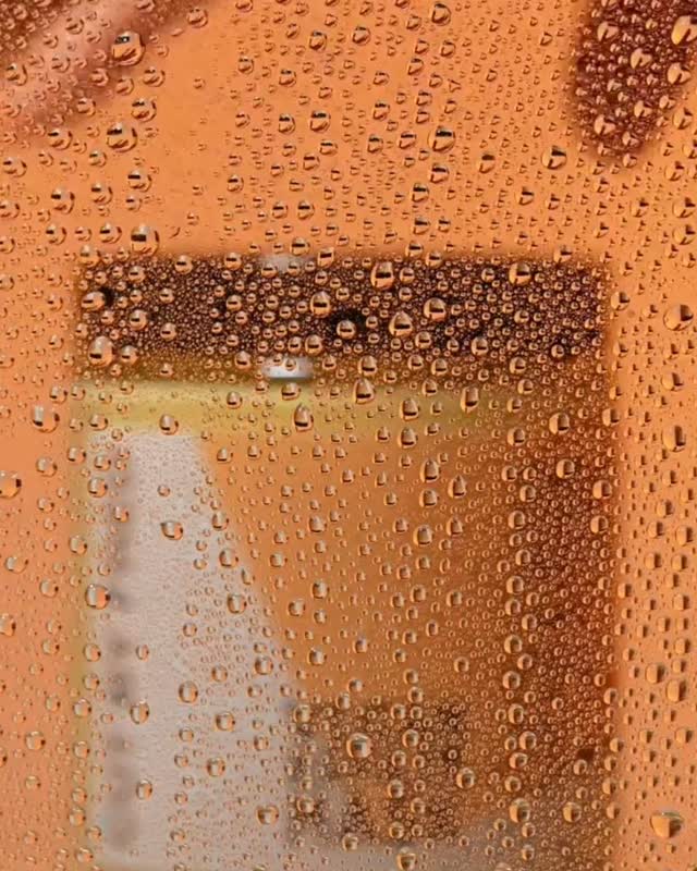 / Cheveux secs, abîmés ou cassants ? 🌿
Le Vegan Repair Mask @cutbyfred agit au cœur de la fibre pour nourrir intensément, réparer visiblement et redonner force, souplesse et brillance à vos longueurs fatiguées ✨
Ultra-riche mais léger, il restaure vos cheveux sans les alourdir et s’adapte à tous les types de cheveux, en particulier :
* Cheveux secs à très secs
* Cheveux fragilisés ou cassants
* Longueurs ternes ou rêches
* Pointes sujettes aux fourches
Après chaque utilisation, vos cheveux sont plus forts, plus doux et faciles à coiffer, comme régénérés. 💚
.
.
.
.
.
.
.
.
.
.
#cutbyfred
#soincapillairenaturel
#veganbeauty
#cheveuxsecs
#cosmetiquesnaturels