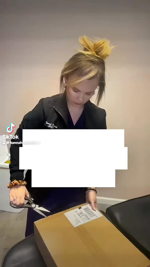 Precision meets peptides.
Introducing VI Peel Precision Plus + Peptides at LunaLuxe — designed to target stubborn pigment, melasma, sun damage, and aging at the cellular level.
Brighter.
Clearer.
Stronger skin.
This isn’t your basic peel.
📍Winchester, KY
#VIPeel #VIPeelPrecisionPlus #ChemicalPeel #winchesterky #melasma