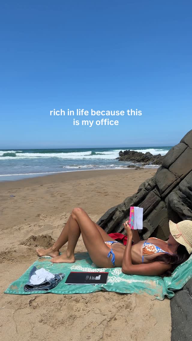 This will never get old.
Honestly the best thing I ever did for myself was read the 4 hour work week by Tim Ferris and live like it was my bible.
I’ve been running my online business from the most beautiful places for the last 6 years (mostly beaches bc I hate winter/ the cold)
Follow for more tips and content on time, location and financial freedom
#freedom #locationfreedom #workingonline #timefreedom #timferris